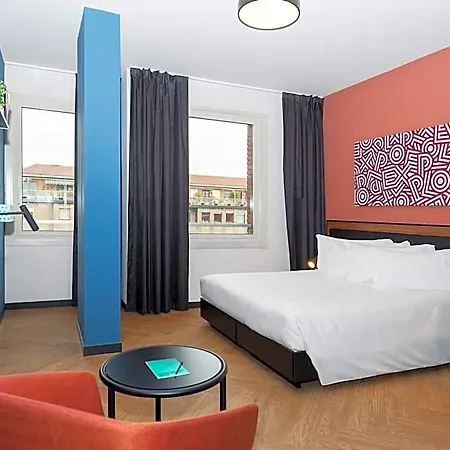 Cx Vanchiglia Hotel
